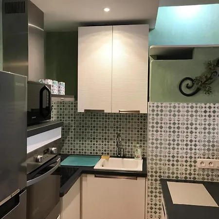 Coquet 2 Pieces A 2 Pas De La ניס